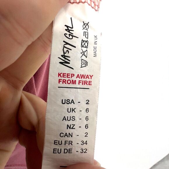 NASTY GAL Bodysuit Womens Size 2 One-Piece Red Pink Wide Strap Ruffle Sweetheart - Picture 9 of 9